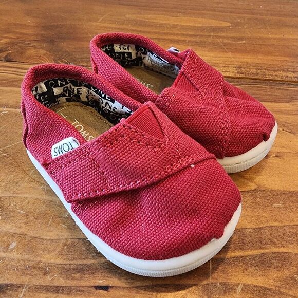 Toms Infant Classics Red Canvas Shoes‎ Toddler Size T 3 Unisex Toddler EUC - Picture 1 of 8